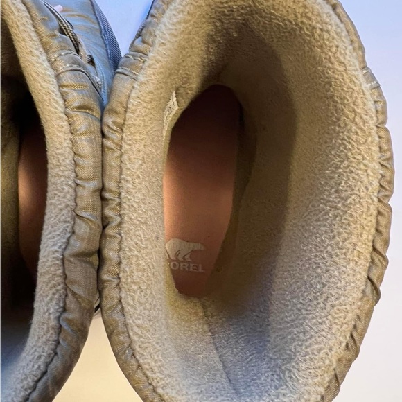 EUC Sorel Winter Snow Boots - Picture 3 of 8